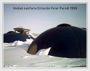 Escasez de agua y sanitarios solares secos.